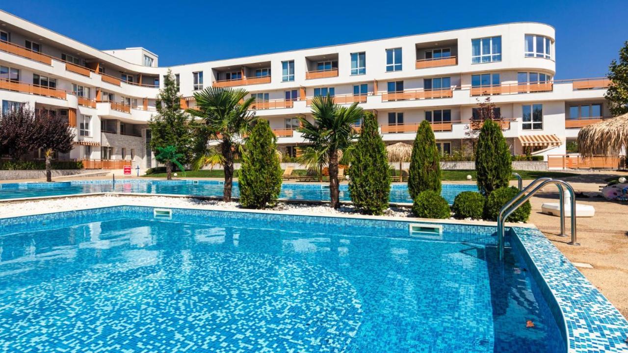 Las Brisas Garden Apartment Burgas Stad Buitenkant foto
